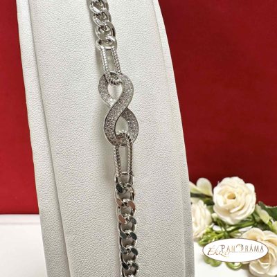 White Gold Filled karkötő, közepén kristályos végtelen motívummal- Forever