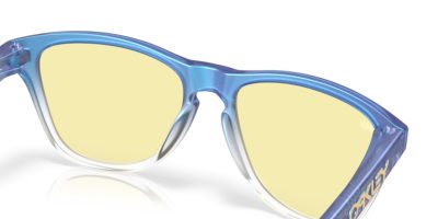 OAKLEY YOUTH SUN FROGSKINS XS 0OJ9006 900642 53 Napszemüveg