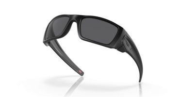 OAKLEY FUEL CELL 0OO9096 909629 60 Napszemüveg