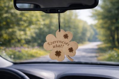 Autós dísz (Lóhere)