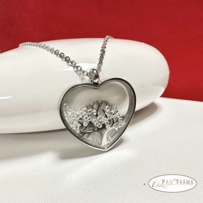 Nemesacél nyaklánc szív medállal - Vanda