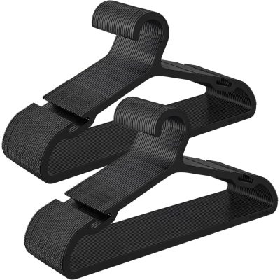 Helytakarékos ruhaakasztók 50 db-os csomag, műanyag vállfák, fekete