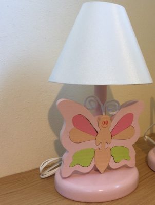 Pillangó rózsa éjjeli lámpa