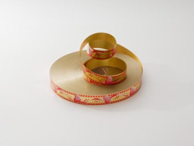 Piros szív arany csíkkal szalag 19 mm széles